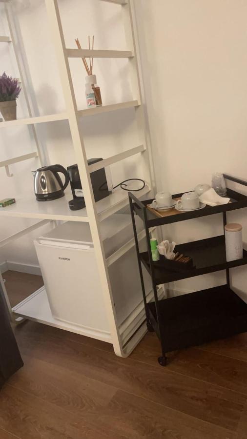 Mafalda - Napoli Rooms ภายนอก รูปภาพ