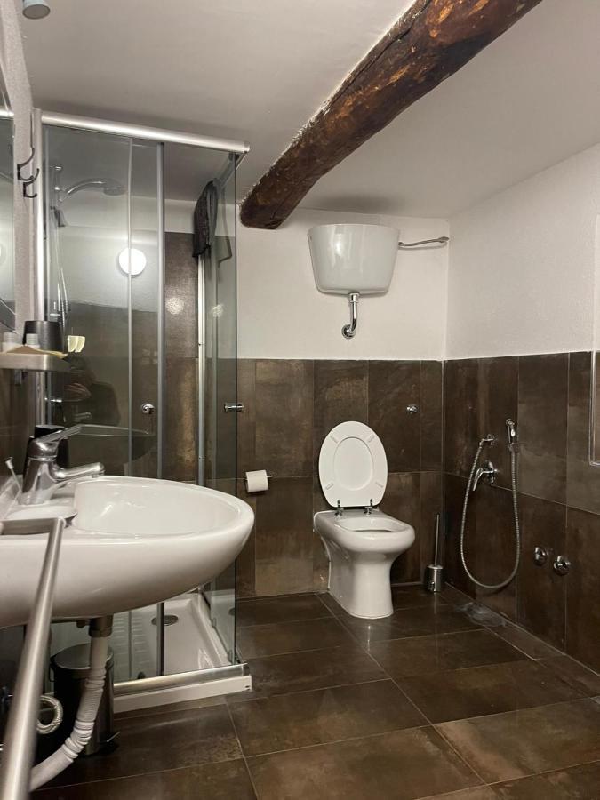 Mafalda - Napoli Rooms ภายนอก รูปภาพ